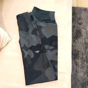 Alo leggings